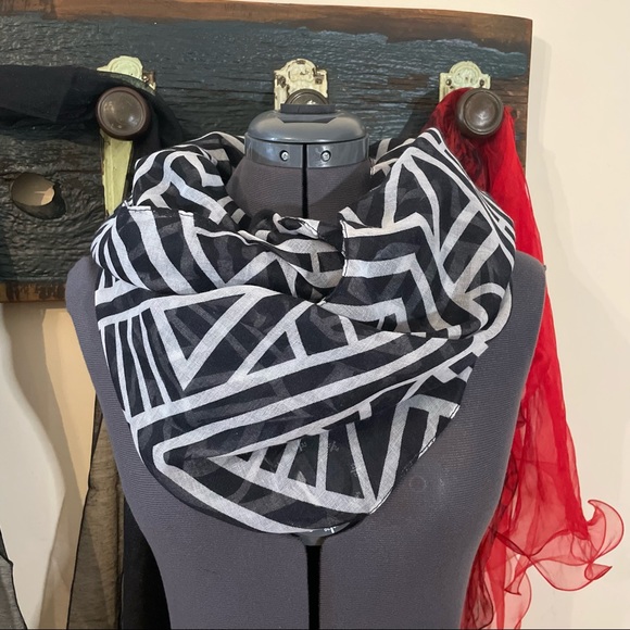 (Get 3!) Sheer Infinity Tube and Wrap Scarves Set - Picture 11 of 16